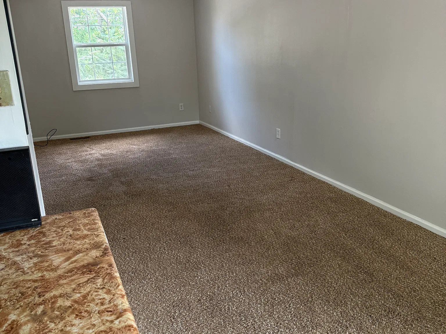 2305 Elmendorf St — Photo 4
