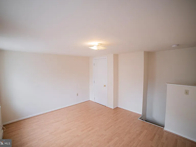 1305 N Lawrence St #8 — Photo 12