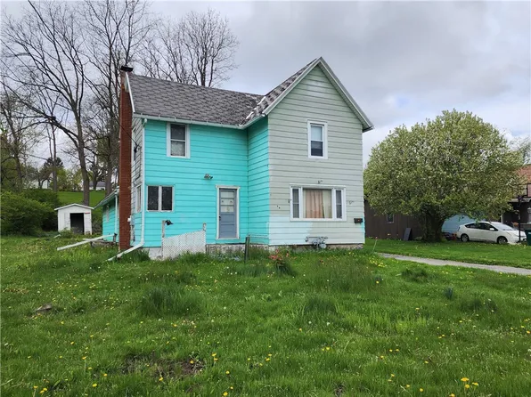 98 Gardeau St, Perry, NY 14530