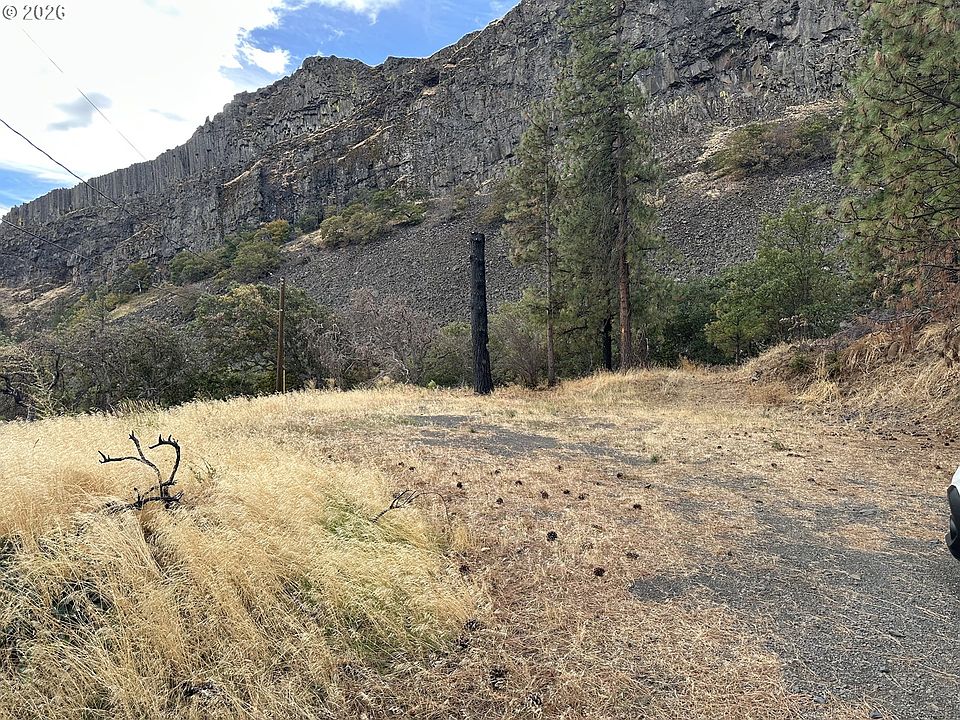1st image of 4541 Basalt St W