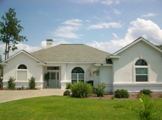 890 Carriage Ln, Waycross, GA 31503