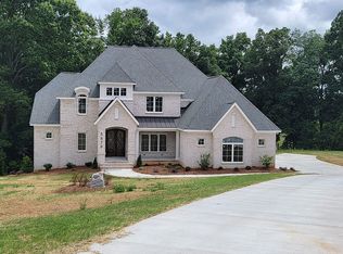 5679 Timber Trace Way, Oak Ridge, NC 27310