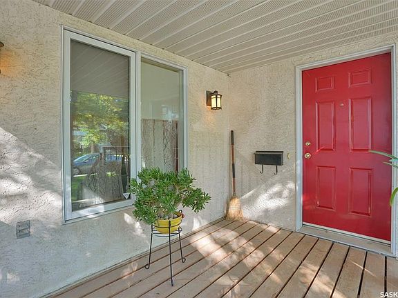 5th image of 2124 Princess STREET