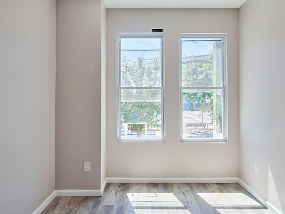 2nd image of 835 Jennings St Floor 1