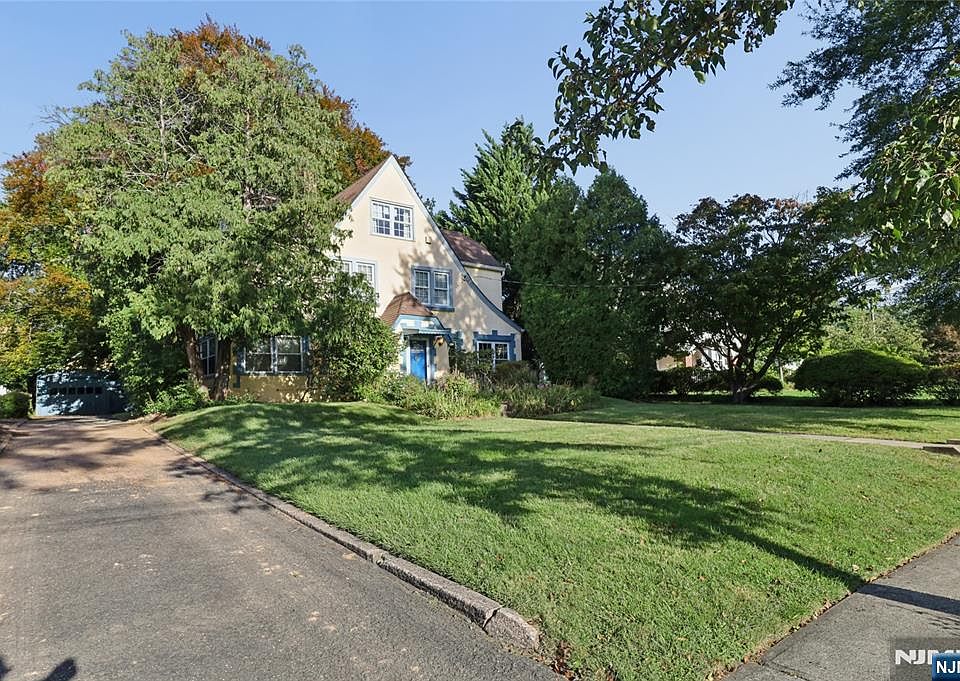 1st image of 156 Cornell Avenue
