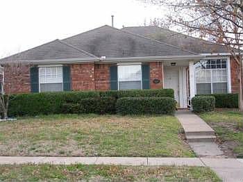 1st image of 10205 Burgundy Dr