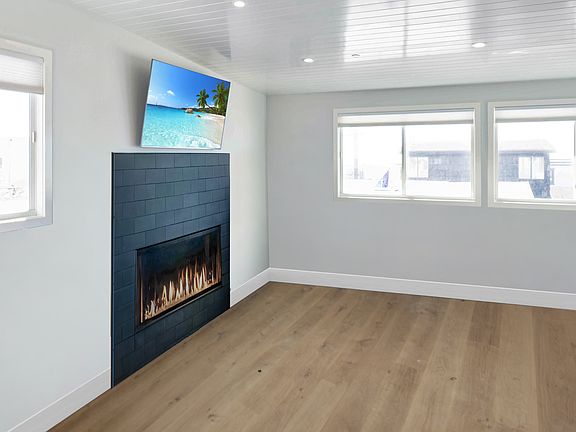 4th image of 426 20th St #426
