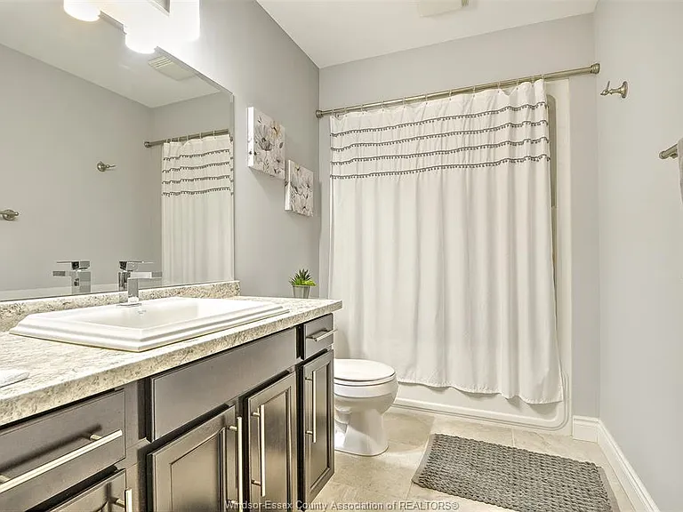 2490 Bernard Rd — Photo 20
