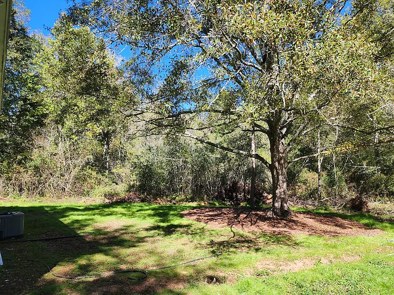 108 Mountain View Dr — Photo 4