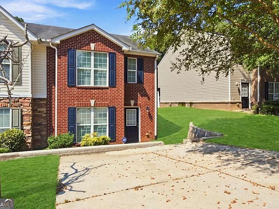 2nd image of 8399 Carlington Ln