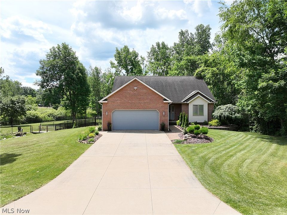 1st image of 6476 Harbor Dr NW