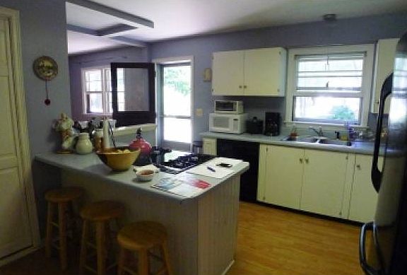 4th image of 129 Green Acres Dr