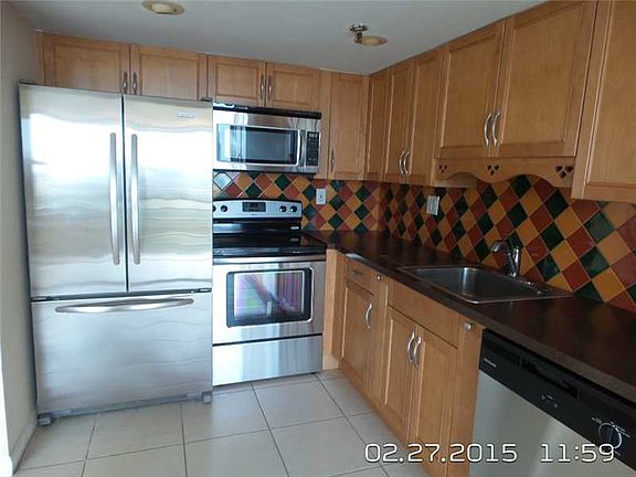 2nd image of 17890 W Dixie Hwy APT 701