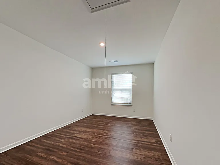 5038 Twin River Dr — Photo 13