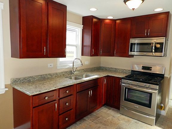 4th image of 7154 S Central Park Ave