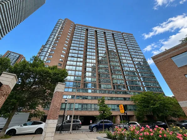 1055 Bay St, Toronto, ON