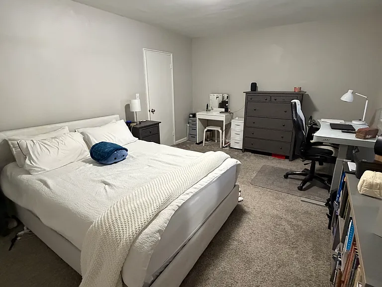 11820 Edgewater Dr #219 — Photo 15