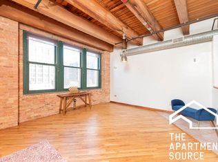 730 S Financial Pl #318, Chicago, IL 60607