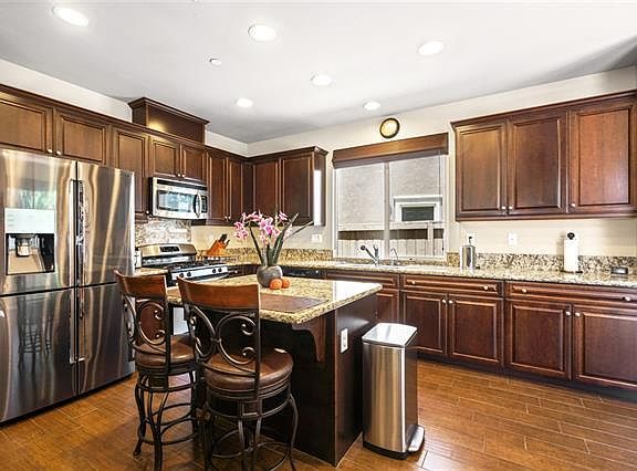 4th image of 790 Arbor Glen Ln