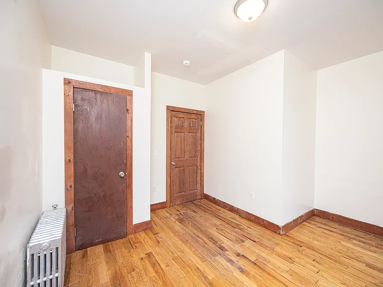1412 De Kalb Ave #3R — Photo 6