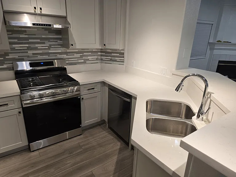 1881 W Alexander Rd #1127 — Photo 2