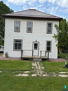 208 E Washington St, Marion, SD, 57043