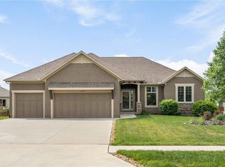 19409 W 200th Ter, Spring Hill, KS 66083