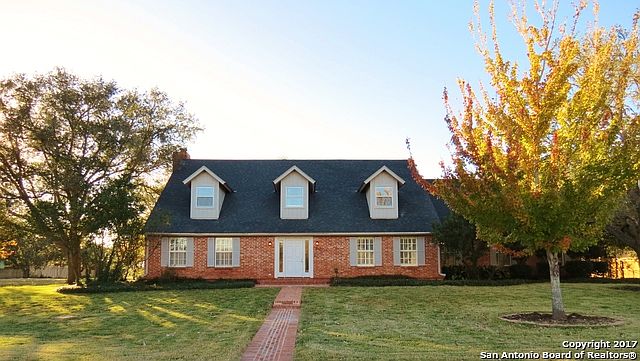 1st image of 530 Elmwood Dr