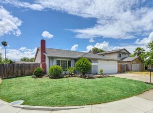 9620 Countryroads Dr, Sacramento, CA 95827