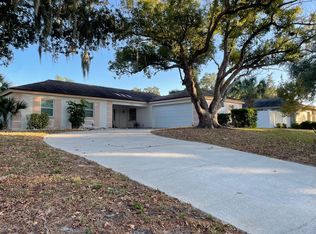 810 Maple Ridge Rd, Palm Harbor, FL 34683
