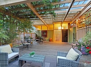 1654 Interlaken Pl E, Seattle, WA 98112