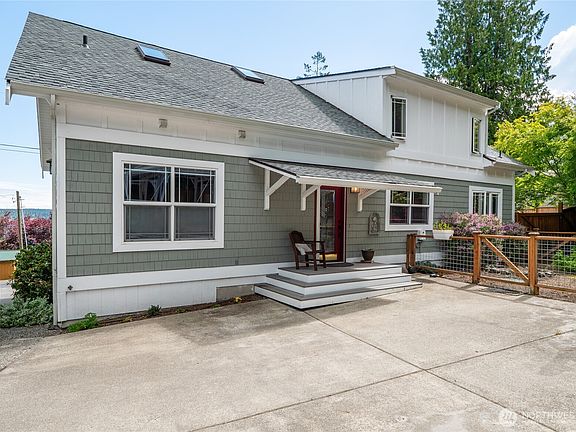 4th image of 3530 W Sequim Bay Road