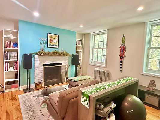 Rented by Corcoran | media 3