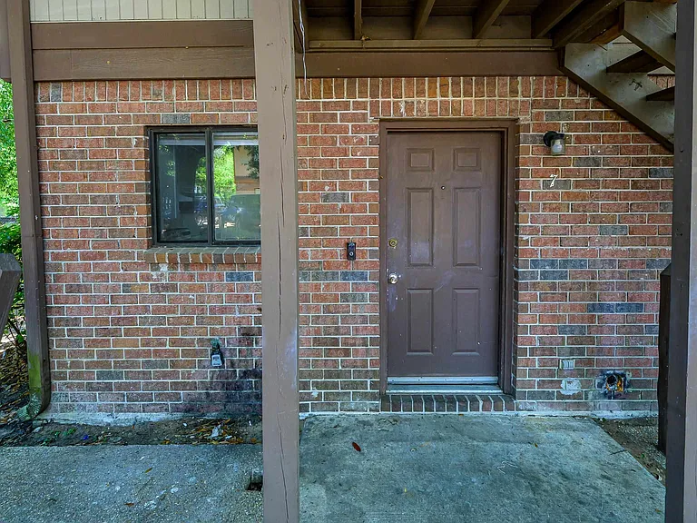 216 Dixie Dr #7 — Photo 1