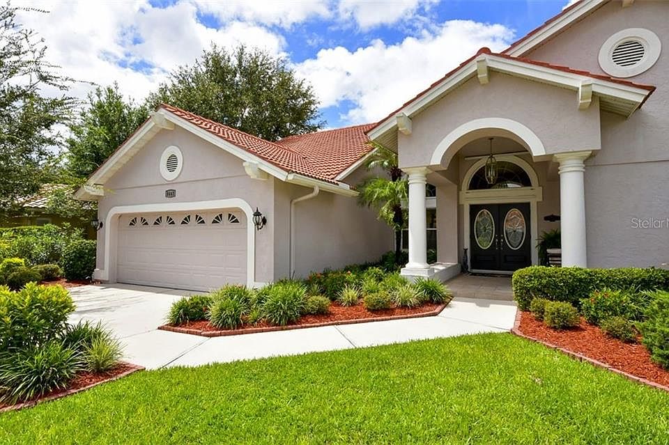 1st image of 8443 Woodbriar Dr