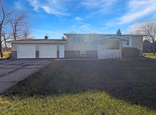 424 4th Ave NE, Berthold, ND 58718