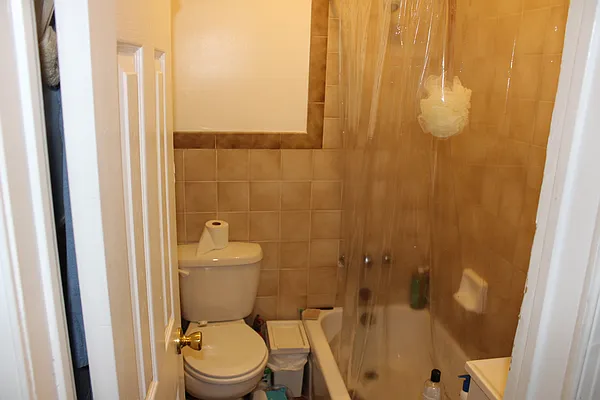 Rented by Compass | media 23