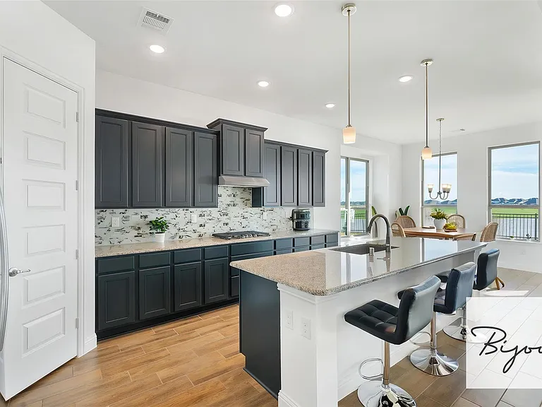2060 Terra Rose Dr — Photo 16