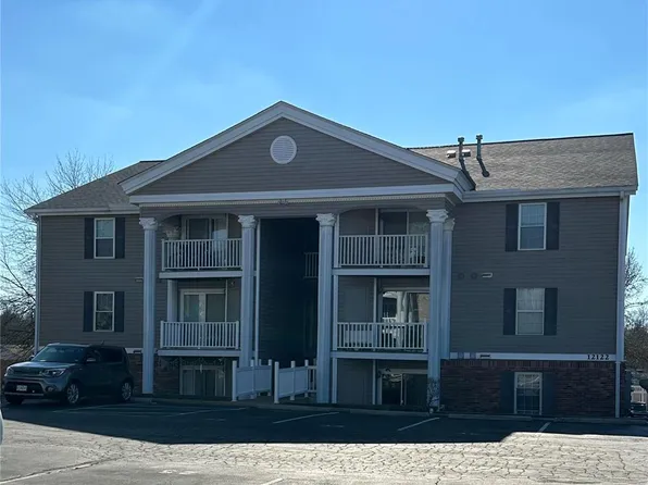 12122 Natural Bridge Rd APT E, Bridgeton, MO 63044