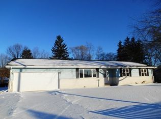 411 State St N, Burlington, WI 53105