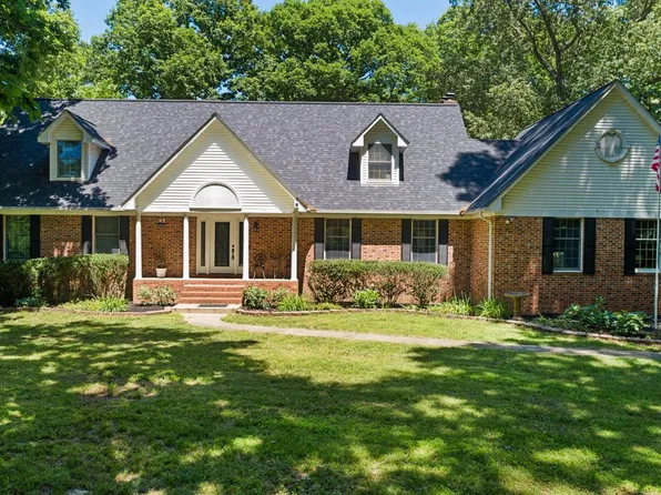 600 Pasture Pl, Prince Frederick, MD 20678