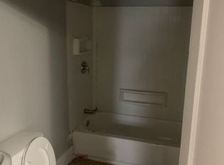 22 Laurel St APT 1, Waterbury, CT 06702