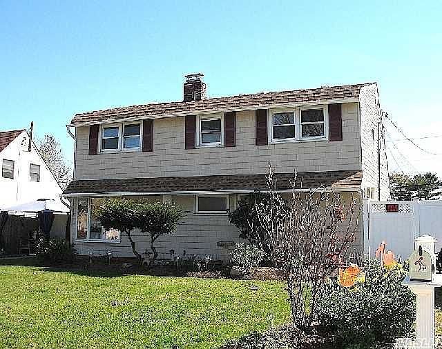 1st image of 36 Coachman Ln