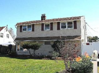 36 Coachman Ln, Levittown, NY 11756