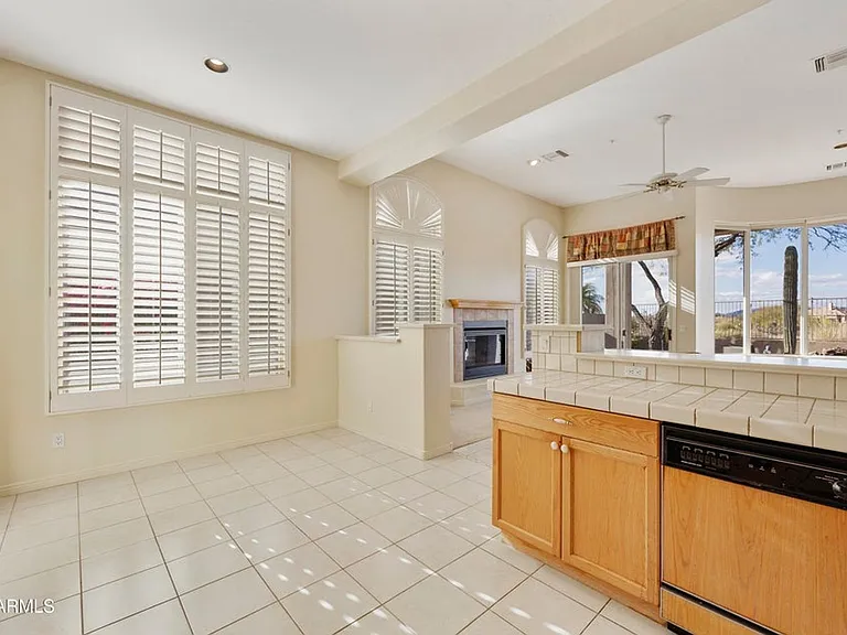 9514 E Cavalry Dr — Photo 18