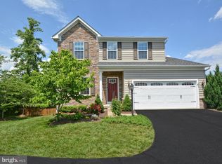 9458 Merrimont Trace Cir, Bristow, VA 20136