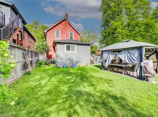 96 Home St, Stratford, ON N5A1Z7