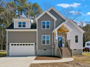 45 Cedar Rd, Poquoson, VA 23662