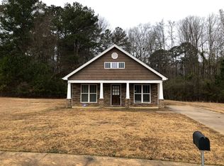 130 Spring Lake Blvd, Clanton, AL 35045