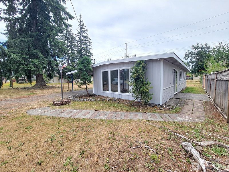 3rd image of 1713 W Martin Street